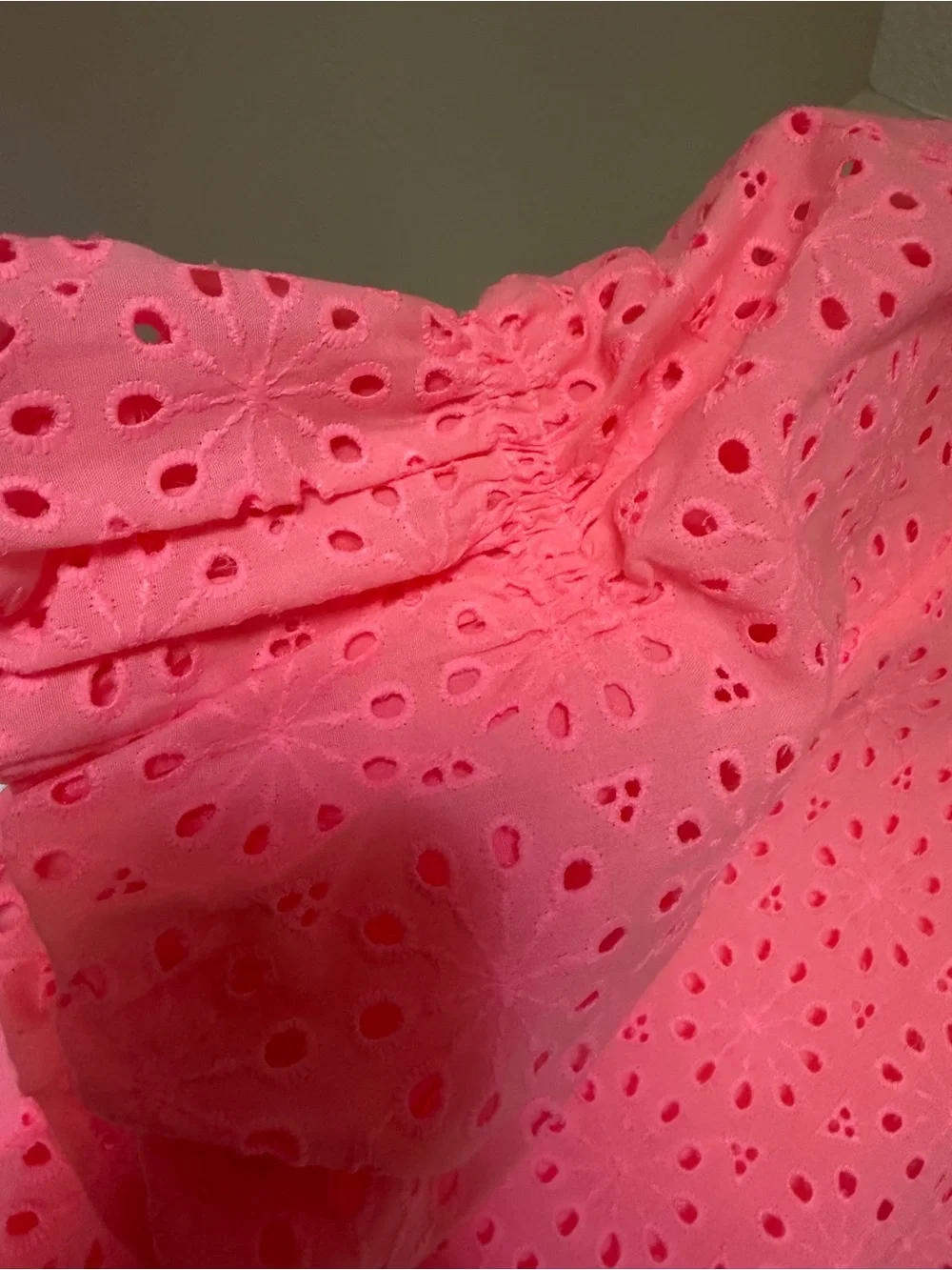 Lilly Pulitzer Eyelet Puff Sleeve Top – Pink | Size Small